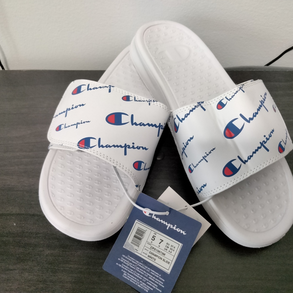 Champion US 7 White Slide Sandals